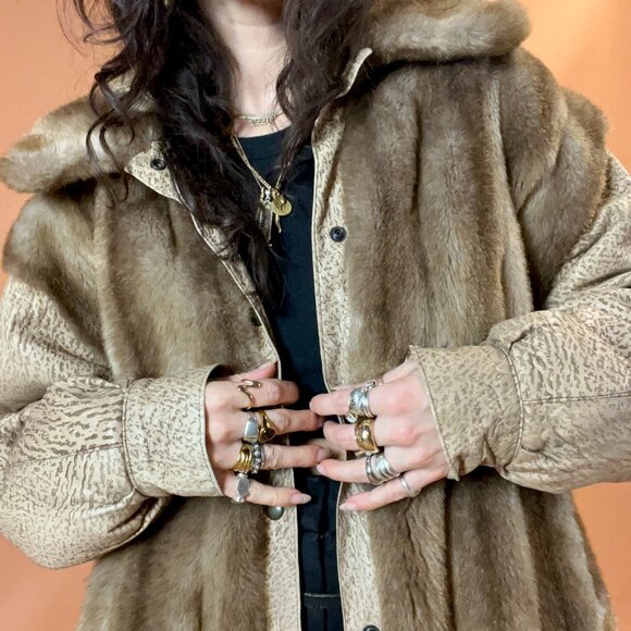 Mob Wife Fur and Leather Coat - 80s 90s - Picture 2 of 11